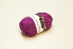 Superwash Merino DK magenta
